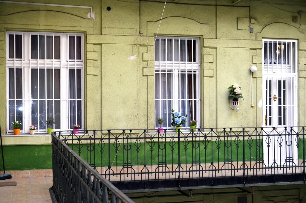 Central Avenue Apartments Budapest Værelse billede