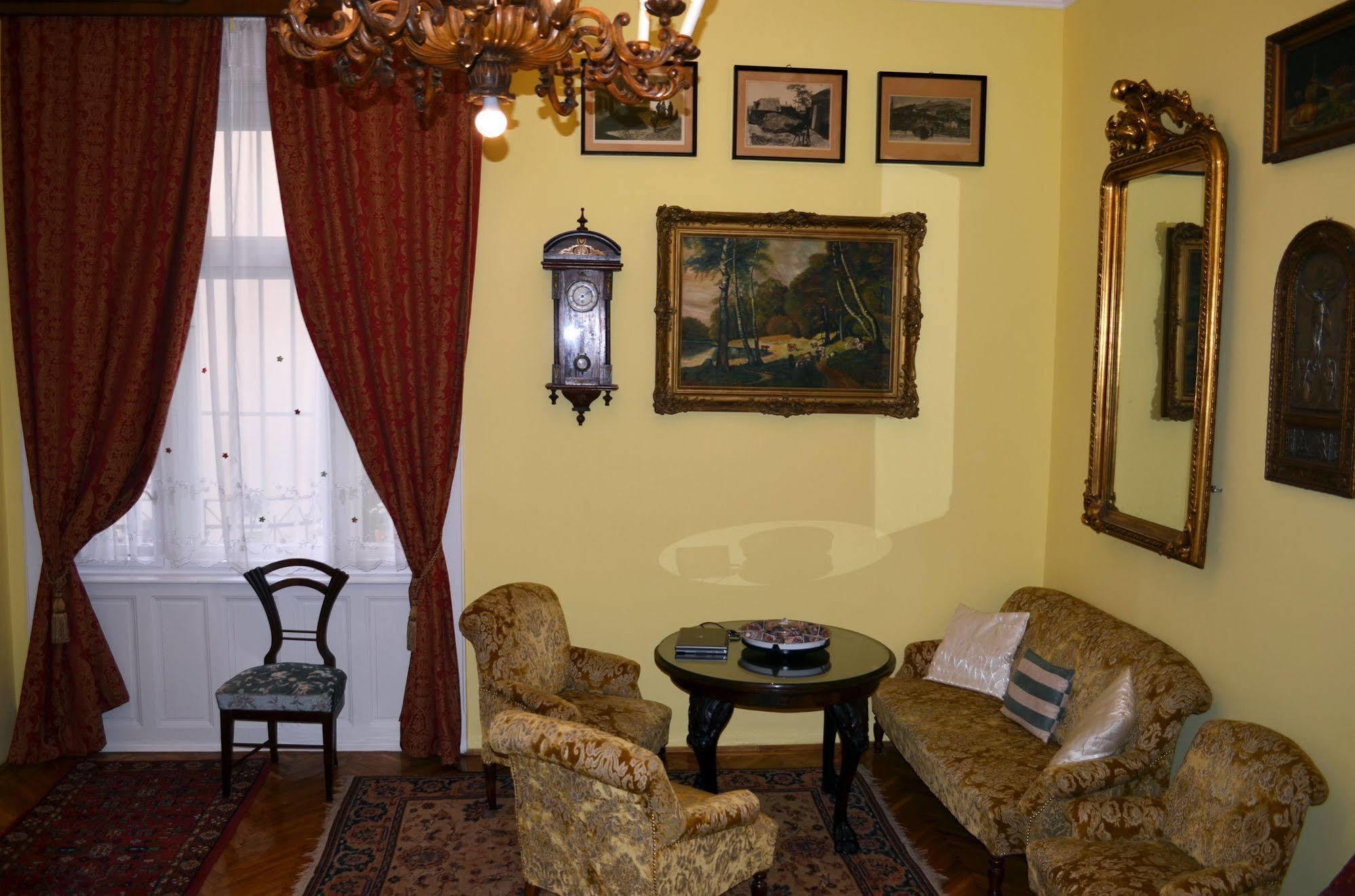 Central Avenue Apartments Budapest Eksteriør billede